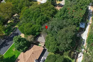 11232 Yorkmont Cir, Dallas, TX 75218 - Photo 17