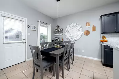 113 Dodge City Court, Newark, TX 76071 - Photo 9