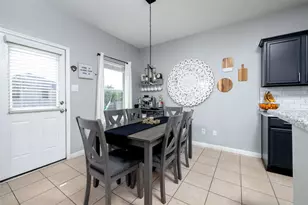 113 Dodge City Ct, Newark, TX 76071 - Photo 9