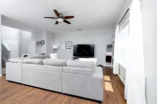 113 Dodge City Ct, Newark, TX 76071 - Photo 5