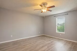 1036 Summit Dr, Justin, TX 76247 - Photo 13