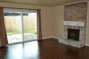 2204 E 18th Street N, Plano, TX 75074 - Photo 7