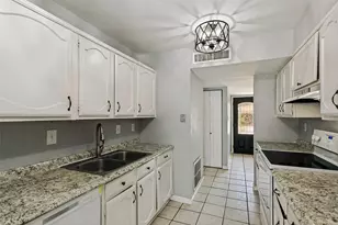 1105 Joshua Tree Dr, Plano, TX 75023 - Photo 5