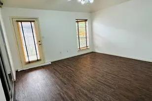 3204 Plumstead Dr, Dallas, TX 75228 - Photo 9