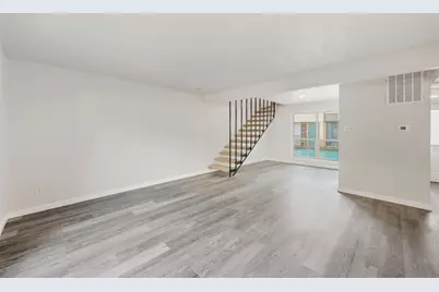 2702 Douglas Avenue #121, Dallas, TX 75219 - Photo 31