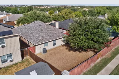 2954 Cowboy Drive, Dallas, TX 75237 - Photo 7
