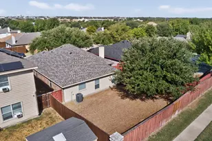 2954 Cowboy Dr, Dallas, TX 75237 - Photo 7