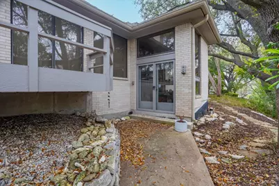 2001 Deepdale Drive, Westover Hills, TX 76107 - Photo 5