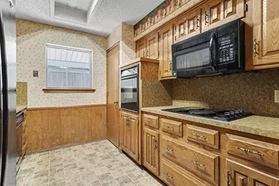 17 Oakmont Court, Pantego, TX 76013 - Photo 13