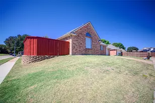 7200 Elmswood Ln, Plano, TX 75025 - Photo 3