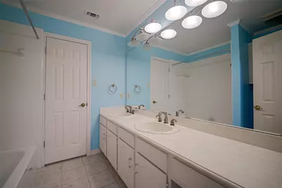 7200 Elmswood Lane, Plano, TX 75025 - Photo 35