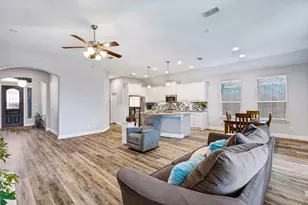 1004 Baynes Dr, McKinney, TX 75071 - Photo 5