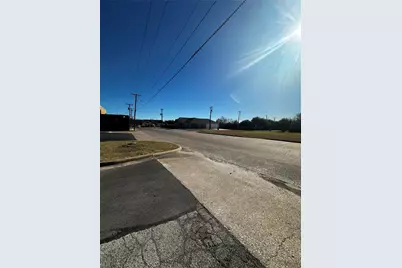 118 W College Street, Mesquite, TX 75149 - Photo 11