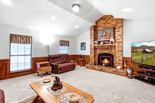 6411 W Line Rd, Collinsville, TX 76240 - Photo 5
