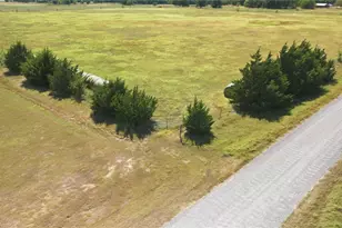 6411 W Line Rd, Collinsville, TX 76240 - Photo 37