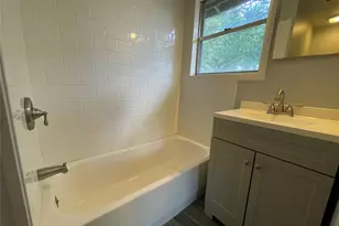 1105 S Palestine St, Athens, TX 75751 - Photo 15