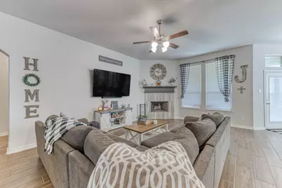 1060 Wildwood Drive, Joshua, TX 76058 - Photo 3