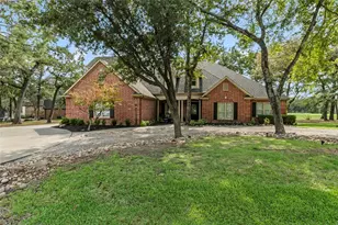 149 Saint Andrews Dr E, Mabank, TX 75156 - Photo 1