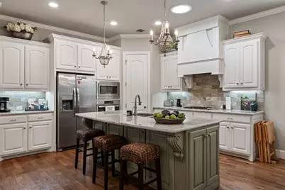 645 E Hill Street, Keller, TX 76248 - Photo 11
