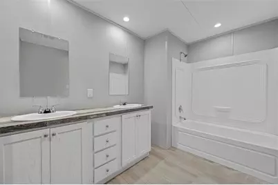 2720 Cypress Street, Granbury, TX 76048 - Photo 13