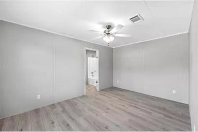 2722 Cypress Street, Granbury, TX 76048 - Photo 13