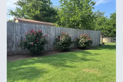 1204 Chester Street, Cleburne, TX 76033 - Photo 29