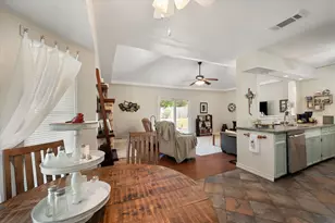 1204 Chester St, Cleburne, TX 76033 - Photo 13