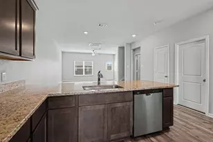 9609 Teton Vis Dr, Fort Worth, TX 76140 - Photo 5