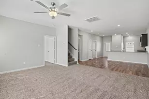9609 Teton Vis Dr, Fort Worth, TX 76140 - Photo 3