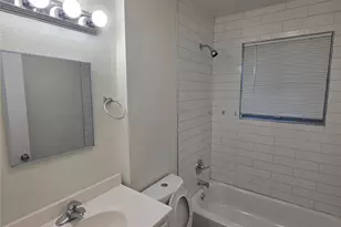 9421 Bluffcreek Dr, Dallas, TX 75227 - Photo 7