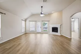 10005 Petrified Tree Ln, McKinney, TX 75072 - Photo 17