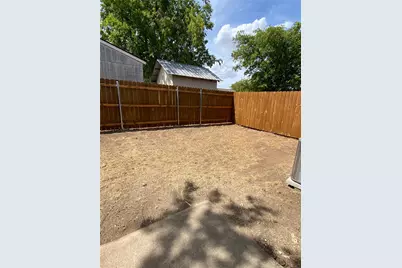 1302 Berry Drive #C, Cleburne, TX 76033 - Photo 9