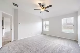 8053 Muddy Creek Dr, Fort Worth, TX 76131 - Photo 9