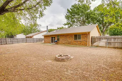 2610 N Casa Blanca Court, Arlington, TX 76015 - Photo 31