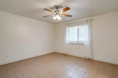 2610 N Casa Blanca Court, Arlington, TX 76015 - Photo 19