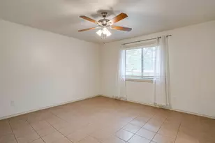2610 N Casa Blanca Ct, Arlington, TX 76015 - Photo 19