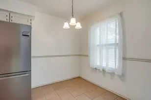 2610 N Casa Blanca Ct, Arlington, TX 76015 - Photo 13