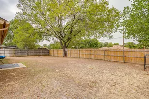 2610 N Casa Blanca Ct, Arlington, TX 76015 - Photo 29