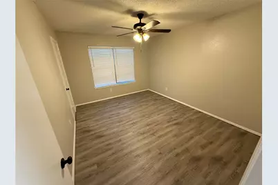 516 Highpoint Drive #A, Godley, TX 76044 - Photo 5