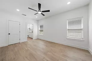 300 Johnson St, McGregor, TX 76657 - Photo 9