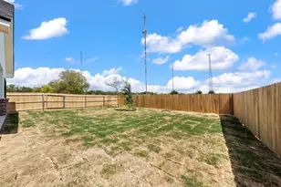 300 Johnson St, McGregor, TX 76657 - Photo 15