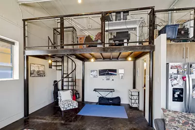 215 N Walton Street #1, Dallas, TX 75226 - Photo 11