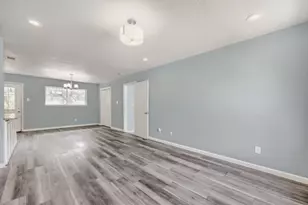 2706 Dewitt St, Irving, TX 75062 - Photo 7