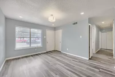 2706 Dewitt Street, Irving, TX 75062 - Photo 5
