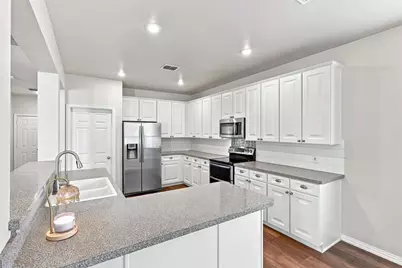 10124 Cedar Lake Drive, Providence Village, TX 76227 - Photo 11