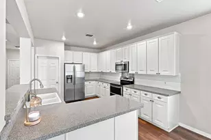 10124 Cedar Lake Dr, Providence Village, TX 76227 - Photo 11