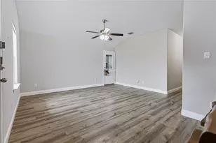 1005 E Harvey Ave, Fort Worth, TX 76104 - Photo 9