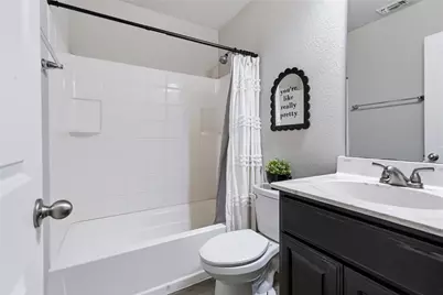 1005 E Harvey Avenue, Fort Worth, TX 76104 - Photo 19