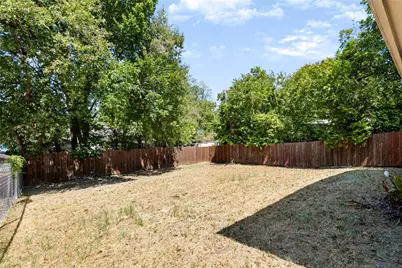 1005 E Harvey Avenue, Fort Worth, TX 76104 - Photo 27