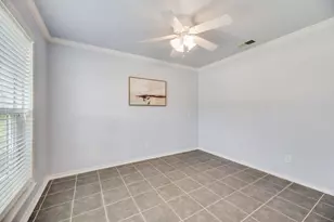 2305 McCoy Ct, Carrollton, TX 75006 - Photo 21